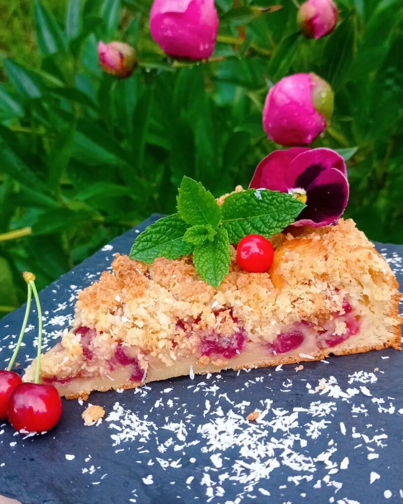 Skvelá čerešňová bublanina s kokosovou posýpkou Recept receptar online