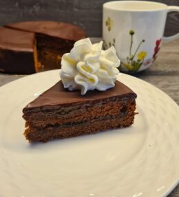 Čokoládová Sacherova torta – Recept